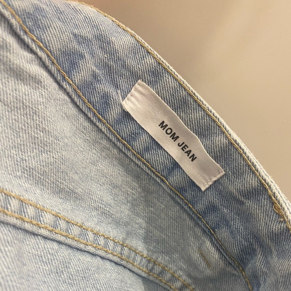 Cotton On High Wasted Mom Jeans - Picture 5 of 6